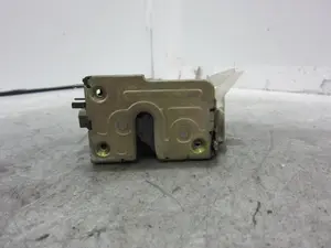 Foto de CERRADURA PUERTA TRASERA IZQUIERDA RENAULT ESPACE /GRAND ESPACE (JE0) 1.9 dTi Diesel CAT (98 CV / 72 KW) referencia 8200017963