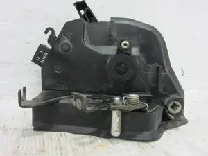 Foto de CERRADURA PUERTA DELANTERA IZQUIERDA BMW SERIE 3 COMPACTO (E46) 2.0 16V Diesel CAT (150 CV / 110 KW) referencia 8253431