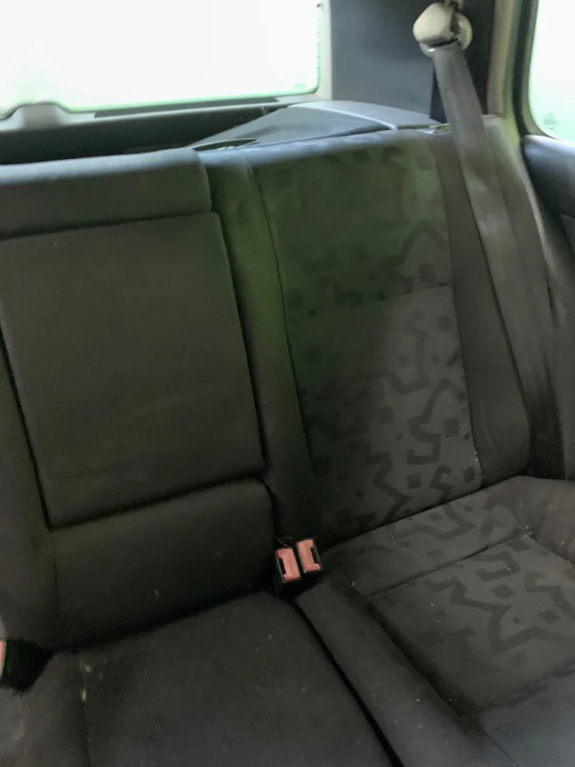 Foto de ASIENTOS TRASERO IZQUIERDO VOLKSWAGEN GOLF IV BERLINA (1J1)(10.1997) 1.9 TDI (101 CV / 74 KW) referencia 1J0885805CQFKZ
