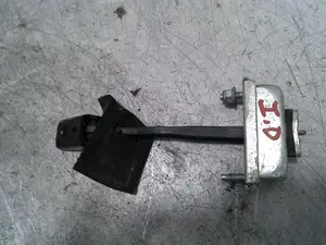 Foto de NO IDENTIFICADO FORD FOCUS BERLINA (CAP) 1.6 TDCi CAT (109 CV / 80 KW) referencia 3M51R23500AG