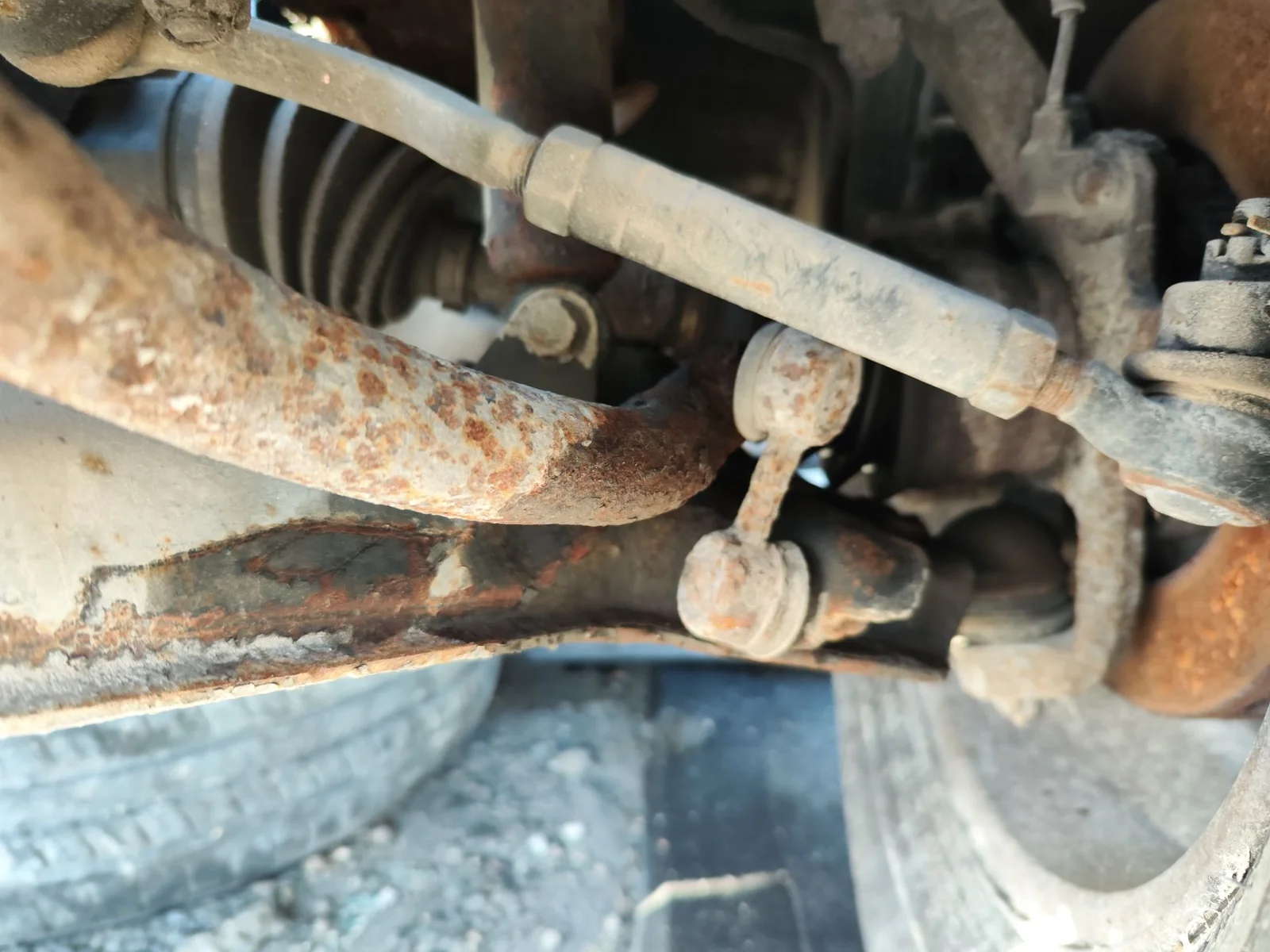 Foto de BRAZO SUSPENSION DELANTERO IZQUIERDO HYUNDAI TERRACAN (HP) 2.9 CRDi CAT (150 CV / 110 KW) referencia 54411-H1100