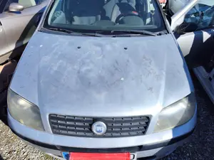 Foto de CAPO FIAT II PUNTO (188) BERLINA 1.3 JTD CAT (69 CV / 51 KW) referencia 0051741257 foto 2