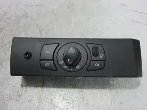 Foto de MANDO MULTIFUNCION BMW SERIE 5 BERLINA (E60) 3.0 Turbodiesel CAT (231 CV / 170 KW) referencia 33291003