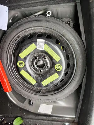 Foto de RUEDA DE REPUESTO AUDI A5 COUPE (8T) 2.0 16V TDI (170 CV / 125 KW)