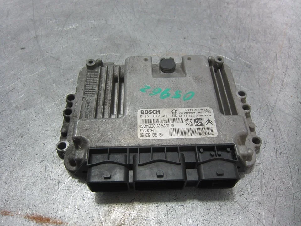 Foto de CENTRALITA MOTOR UCE CITROEN XSARA PICASSO 1.6 16V HDi (90 CV / 66 KW) referencia 9663268380