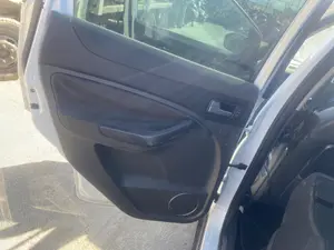 Foto de GUARNECIDO PUERTA TRASERA IZQUIERDA FORD KUGA (CBV) 2.0 TDCi CAT (136 CV / 100 KW) referencia 1735927