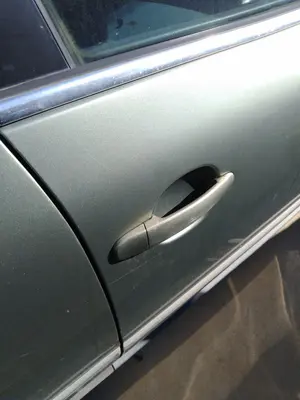Foto de MANETA EXTERIOR DELANTERA DERECHA VOLKSWAGEN PASSAT BERLINA (3B3) 1.9 TDI (131 CV / 96 KW) referencia 3B0837207C FKZ
