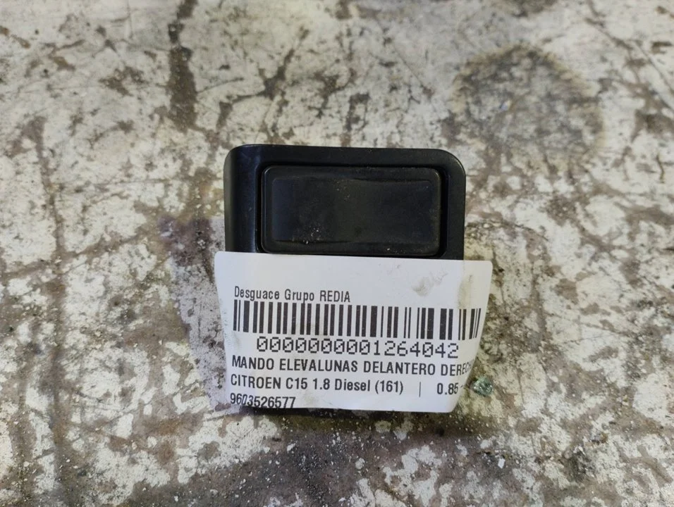 Foto de MANDO ELEVALUNAS DELANTERO DERECHO CITROEN C 15 referencia 9603526577
