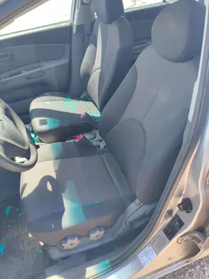 Foto de ASIENTO DELANTERO IZQUIERDO KIA RIO (JB) 1.5 CRDi (110 CV / 81 KW)