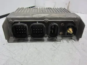 Foto de CENTRALITA MOTOR UCE OPEL MOVANO 2.5 Diesel (S8U-772 / L93) (80 CV / 59 KW) referencia 7700311655 foto 2