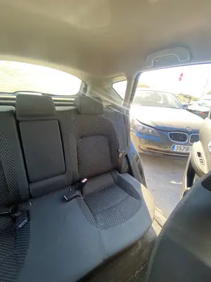 Foto de ASIENTOS TRASERO IZQUIERDO NISSAN QASHQAI (J10) 2.0 16V CAT (141 CV / 104 KW)