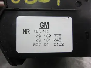Foto de MANDO MULTIFUNCION SUZUKI IGNIS (RM/MH) 1.3 DDiS Diesel CAT (69 CV / 51 KW) referencia 09180775 foto 4