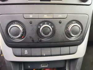 Foto de MANDO CALEFACCION / AIRE ACONDICIONADO SKODA YETI (5L)(2009) 2.0 TDI (110 CV / 81 KW) referencia 3T0820047M WHS