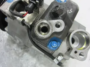 Foto de COMPRESOR AIRE ACONDICIONADO AUDI A4 AVANT (8E) 2.5 V6 24V TDI (163 CV / 120 KW) referencia 8FK351316841 foto 2
