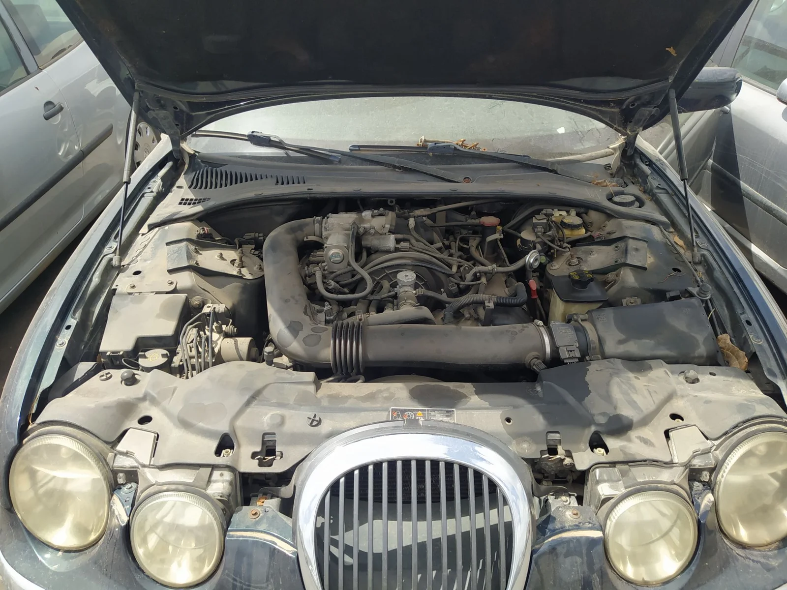 Foto de PANEL FRONTAL JAGUAR S-TYPE (03.1999) 4.0 V8 32V CAT (276 CV / 203 KW)