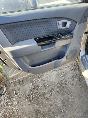 Foto de ELEVALUNAS DELANTERO IZQUIERDO KIA CARENS (RS) 1.8 16V CAT (126 CV / 93 KW) referencia 0K2FA5956XA