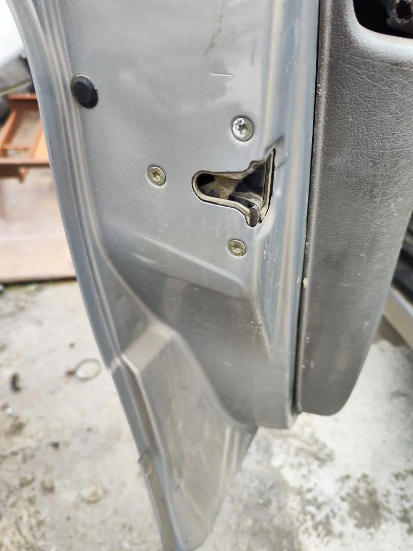Foto de CERRADURA PUERTA DELANTERA IZQUIERDA CITROEN XSARA PICASSO 2.0 HDi CAT (RHY / DW10TD) (90 CV / 66 KW) referencia 9135H5