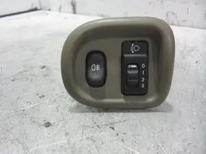 Foto de MANDO REGULACION FAROS CHEVROLET ALERO 2.4 CAT (141 CV / 104 KW) referencia 22616414