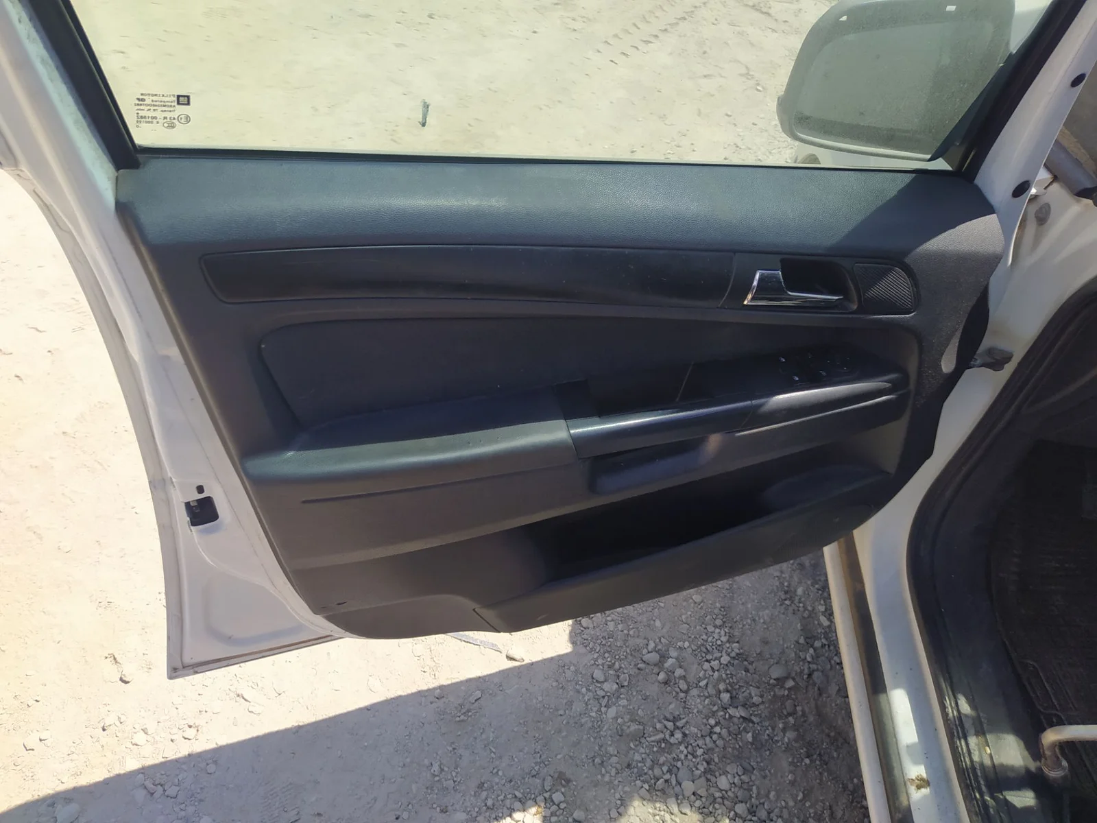 Foto de MANETA INTERIOR DELANTERA IZQUIERDA OPEL ZAFIRA B 1.7 16V CDTI (110 CV / 81 KW)