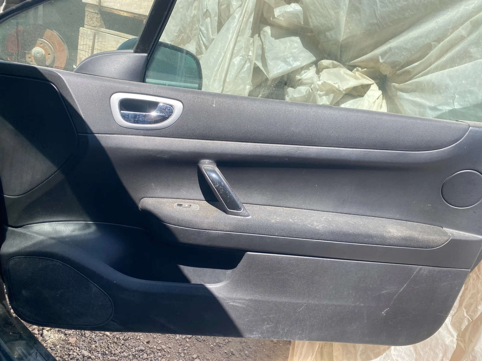 Foto de GUARNECIDO PUERTA DELANTERA DERECHA PEUGEOT 307 CC CABRIO-COUPÉ (S2) 2.0 16V HDi FAP CAT (RHR / DW10BTED4) (136 CV / 100 KW) referencia 9331WA