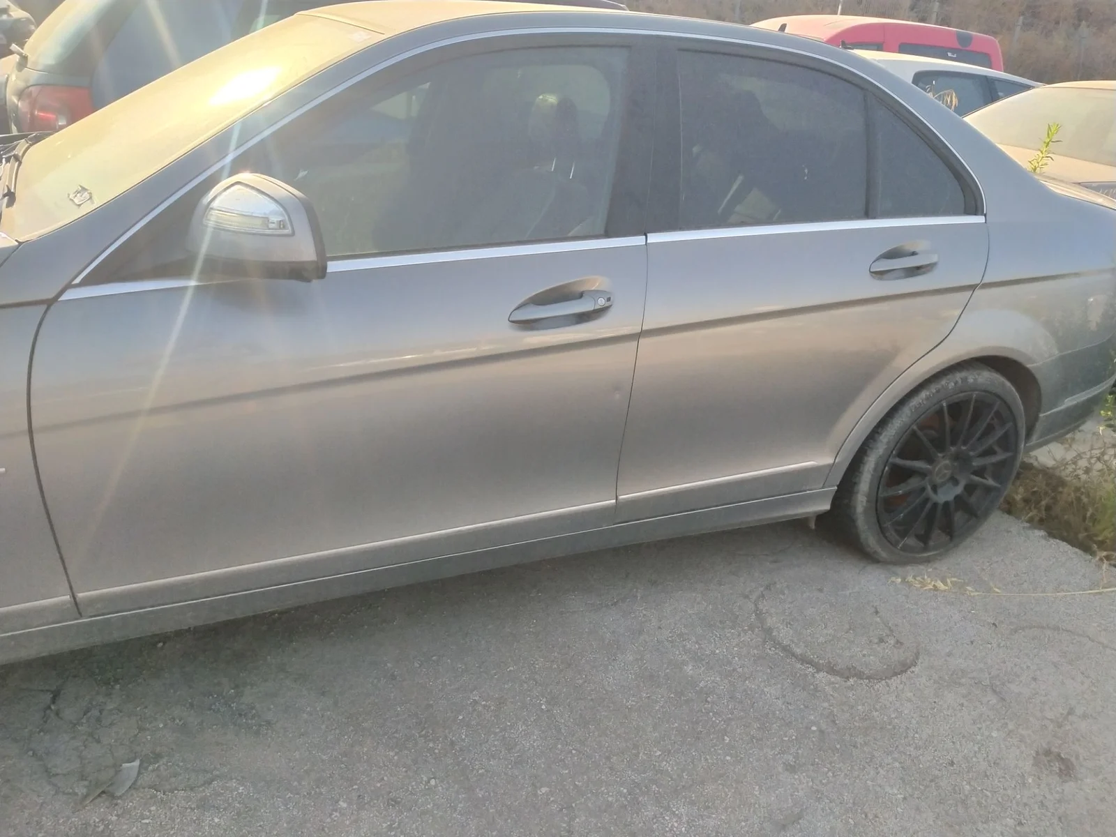 Foto de MANETA EXTERIOR DELANTERA IZQUIERDA MERCEDES-BENZ CLASE C (BM 204) BERLINA 3.0 V6 CAT (231 CV / 170 KW) referencia A204760017064 9999
