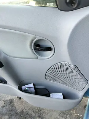 Foto de MANETA INTERIOR DELANTERA IZQUIERDA CITROEN C3