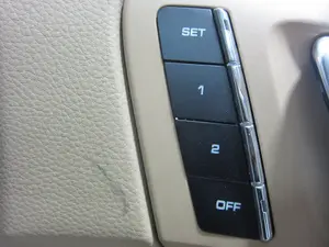 Foto de MANDO MULTIFUNCION PORSCHE CAYENNE (TIPO 92A) 4.8 V8 CAT (400 CV / 294 KW)
