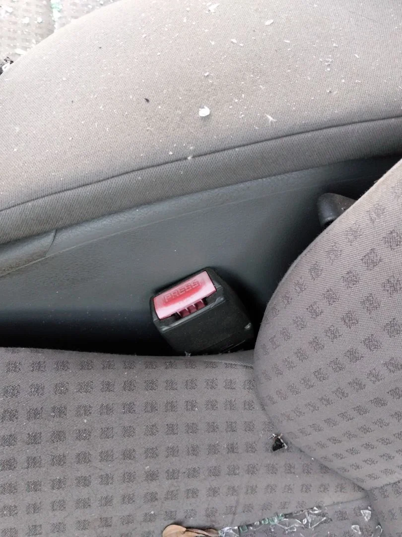 Foto de PRETENSOR AIRBAG IZQUIERDO RENAULT LAGUNA II (BG0) 1.9 dCi Diesel CAT (101 CV / 74 KW)