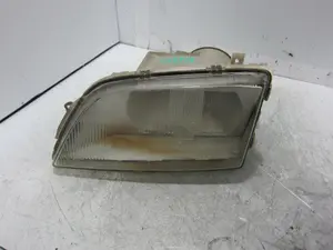 Foto de FARO IZQUIERDO OPEL OMEGA A 2.0 16V CAT (136 CV / 100 KW) foto 1