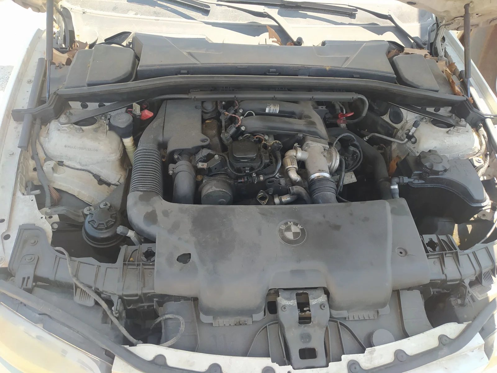 Foto de PANEL FRONTAL BMW SERIE 1 BERLINA (E81/E87) 2.0 16V Diesel CAT (122 CV / 90 KW)