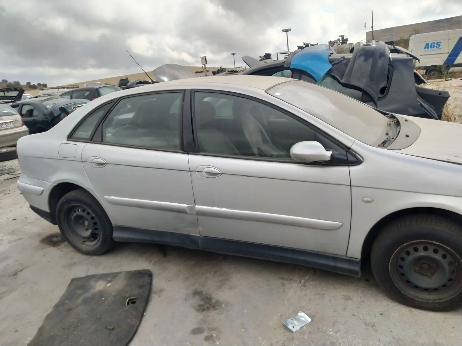 Foto de LUNA TRASERA DERECHA CITROEN C5 BERLINA 2.0 HDi (109 CV / 80 KW) referencia 9204K6