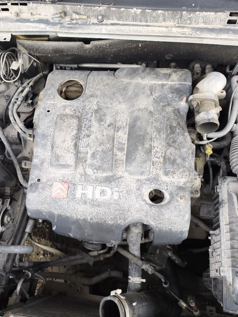 Foto de TAPA MOTOR CITROEN C5 BERLINA 2.0 HDi (109 CV / 80 KW) referencia 013714