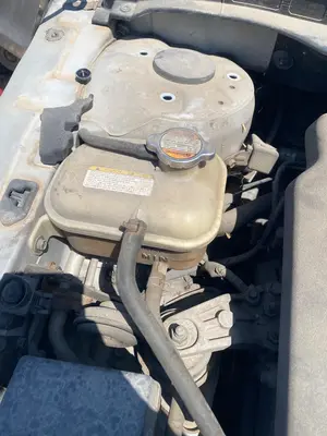 Foto de DEPOSITO EXPANSION HYUNDAI I30 (FD) 1.4 CAT (109 CV / 80 KW) referencia 25431-2L000