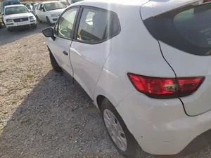 Foto de BARRA ESTABILIZADORA TRASERA RENAULT CLIO IV 1.2 16V (73 CV / 54 KW)