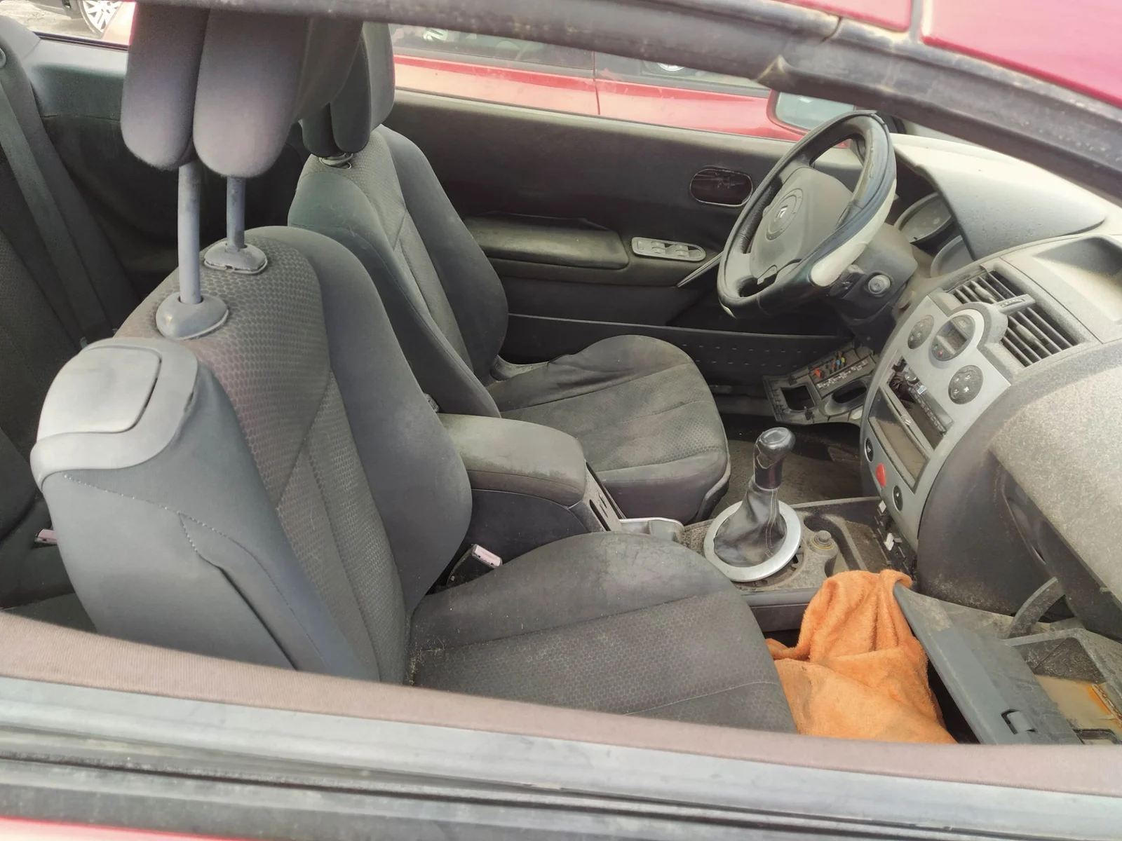 Foto de CINTURON SEGURIDAD DELANTERO DERECHO RENAULT MEGANE II COUPE/CABRIO 1.6 16V (113 CV / 83 KW)