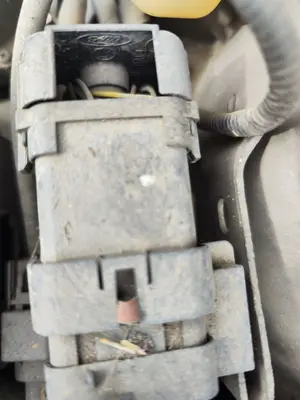 Foto de CENTRALITA MOTOR UCE JAGUAR X-TYPE 2.1 V6 24V CAT (156 CV / 115 KW) referencia C2S 45741
