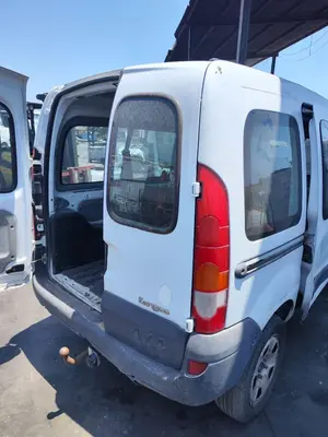 Foto de PORTON TRASERO DERECHO RENAULT KANGOO I (F/KC0) 1.9 dCi Diesel CAT (84 CV / 62 KW) referencia 901016192R