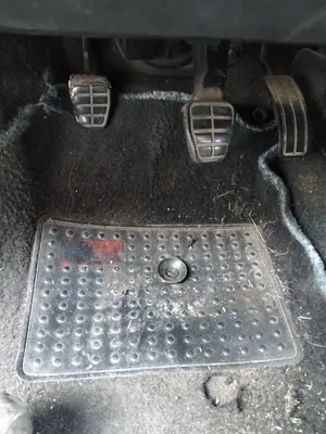 Foto de PEDAL FRENO SEAT IBIZA (6K1) 1.9 TDI (90 CV / 66 KW)