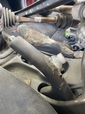 Foto de PALANCA FRENO HYUNDAI I30 (FD) 1.6 CRDi CAT (116 CV / 85 KW)