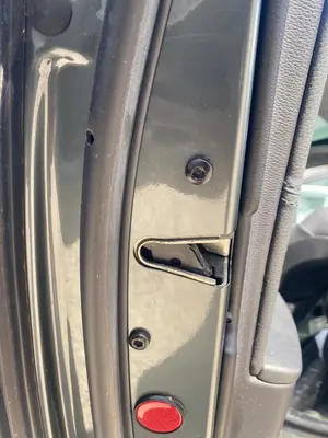 Foto de CERRADURA PUERTA TRASERA IZQUIERDA BMW SERIE 5 BERLINA (E60) 3.0 24V CAT (231 CV / 170 KW) referencia 51227202148