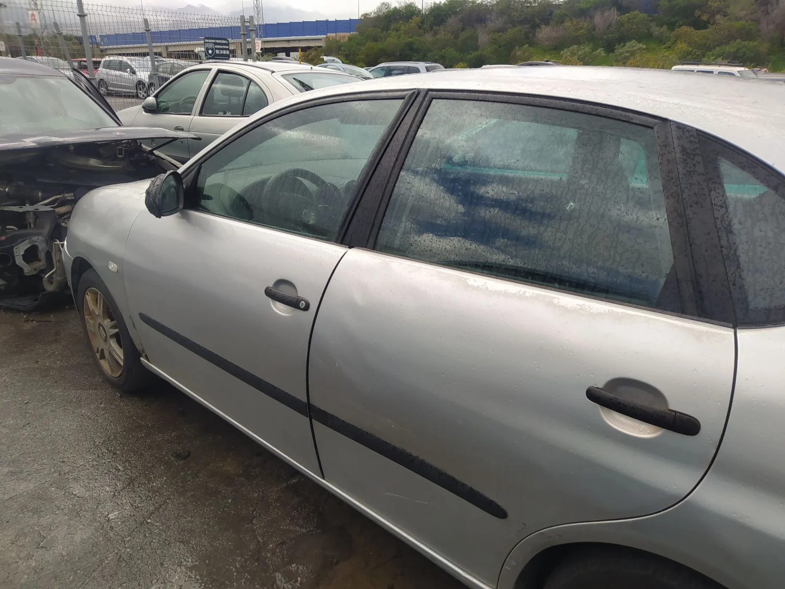 Foto de LUNA TRASERA IZQUIERDA SEAT CORDOBA BERLINA (6L2) 1.4 16V (101 CV / 74 KW) referencia 6L4845025A
