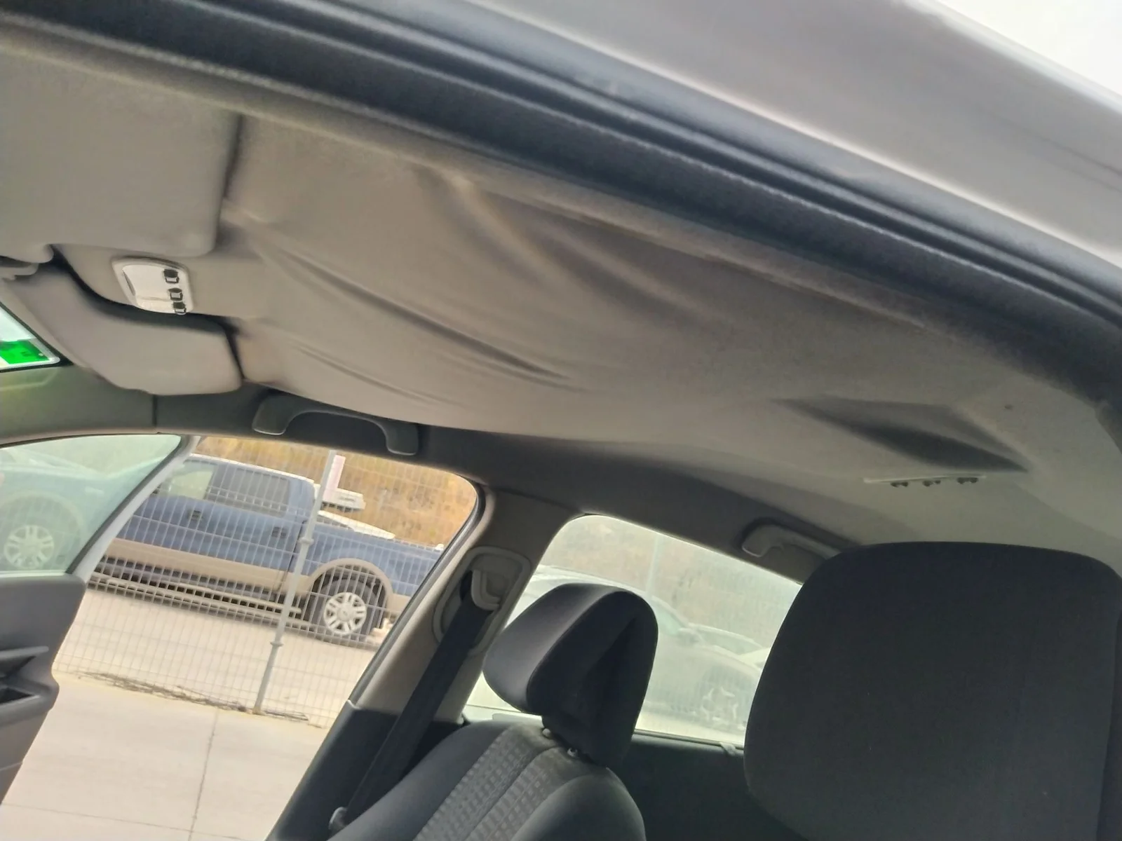 Foto de ASIDERO TECHO DELANTERO IZQUIERDO RENAULT MEGANE II CLASSIC BERLINA 1.6 16V (112 CV / 82 KW) referencia 8200285665