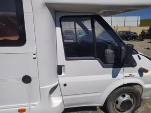 Foto de PUERTA DELANTERA DERECHA FORD TRANSIT CAJA ABIERTA (FY) 2.4 TDE CAT (120 CV / 88 KW) referencia 4703950