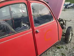 Foto de PUERTA DELANTERA DERECHA CITROEN 2 CV 6 0.6 (A06) (29 CV / 21 KW)