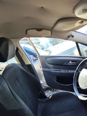Foto de ASIDERO TECHO DELANTERO IZQUIERDO CITROEN C4 BERLINA referencia 9128T5