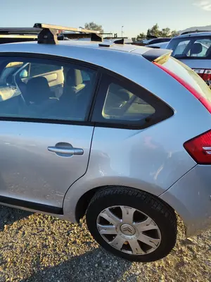 Foto de LUNA CUSTODIA TRASERA IZQUIERDA CITROEN C4 BERLINA 1.6 16V HDi FAP (109 CV / 80 KW)