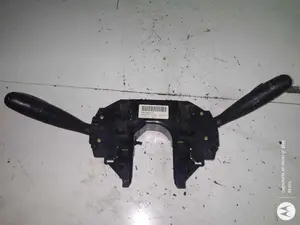 Foto de MANDO MULTIFUNCION CITROEN C4 BERLINA 1.6 16V HDi (90 CV / 66 KW) referencia 96621668XT