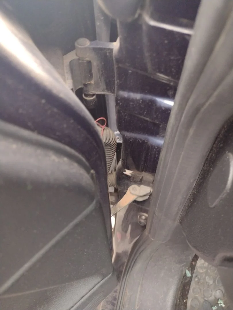 Foto de RETENEDOR PUERTA OPEL ZAFIRA A 2.0 DTI (101 CV / 74 KW) referencia 24434088