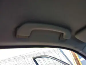 Foto de ASIDERO TECHO DELANTERO IZQUIERDO MERCEDES-BENZ CLASE E (BM 210) BERLINA 3.0 Turbodiesel CAT (177 CV / 130 KW) referencia A2088100151 FKZ