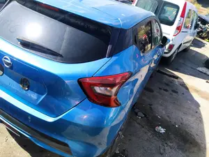 Foto de BRAZO SUSPENSION TRASERO DERECHO NISSAN MICRA (K14) 0.9 CAT (90 CV / 66 KW)